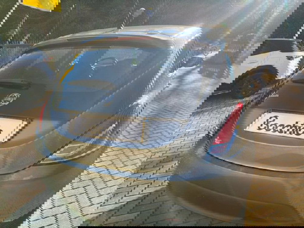 Lancia Ypsilon usata a Brescia (6)