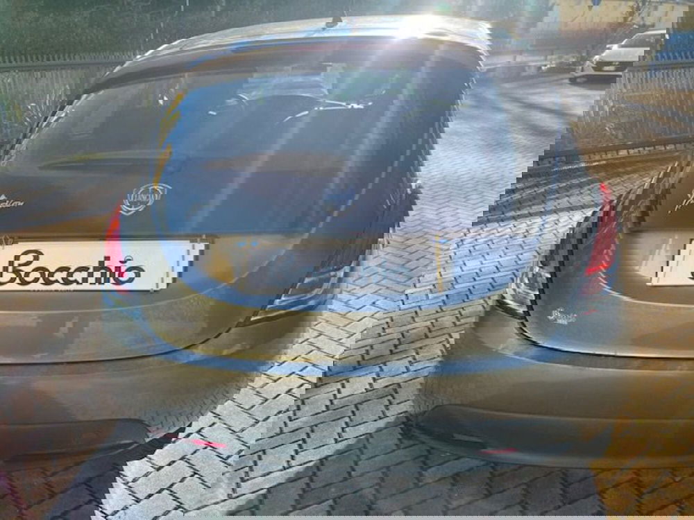 Lancia Ypsilon usata a Brescia (7)