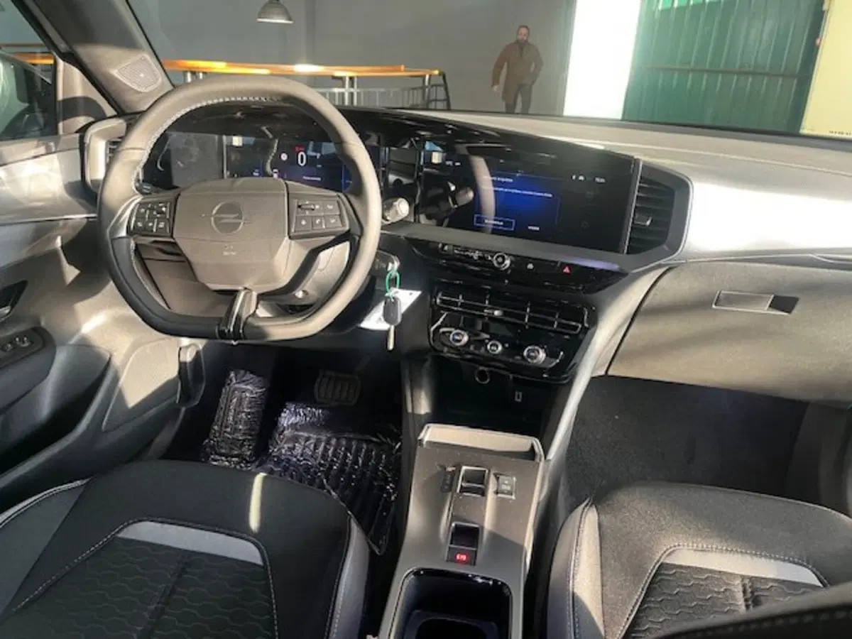 Opel Mokka nuova a Brescia (18)