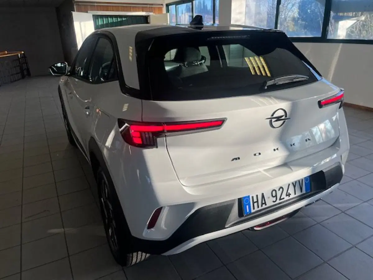 Opel Mokka nuova a Brescia (9)