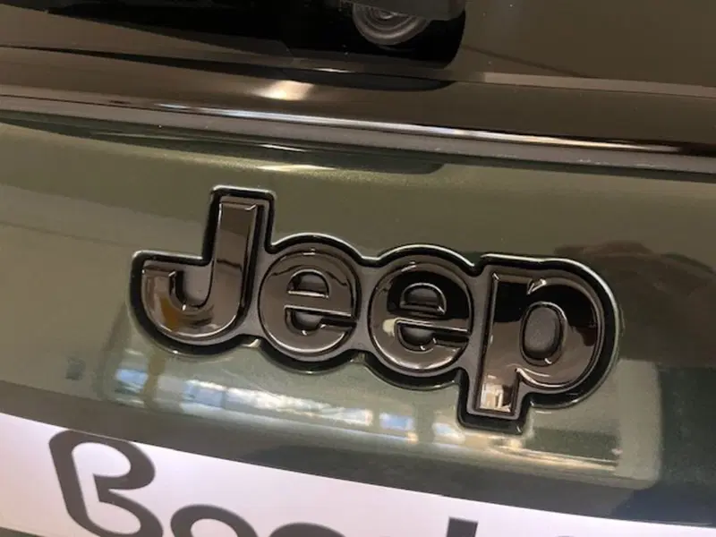Jeep Compass nuova a Brescia (12)