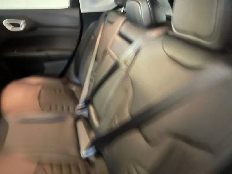 Jeep Compass nuova a Brescia (15)
