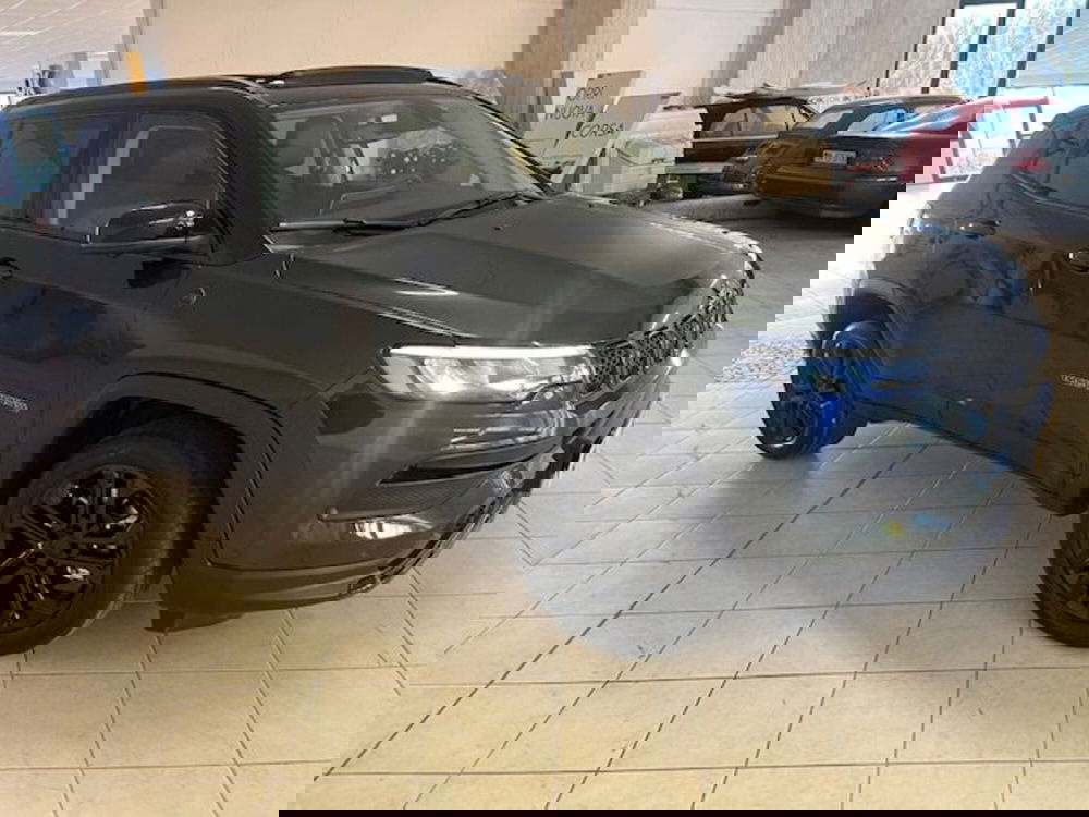 Jeep Compass nuova a Brescia (4)