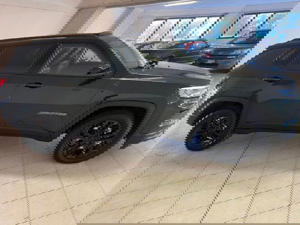 Jeep Compass nuova a Brescia (6)