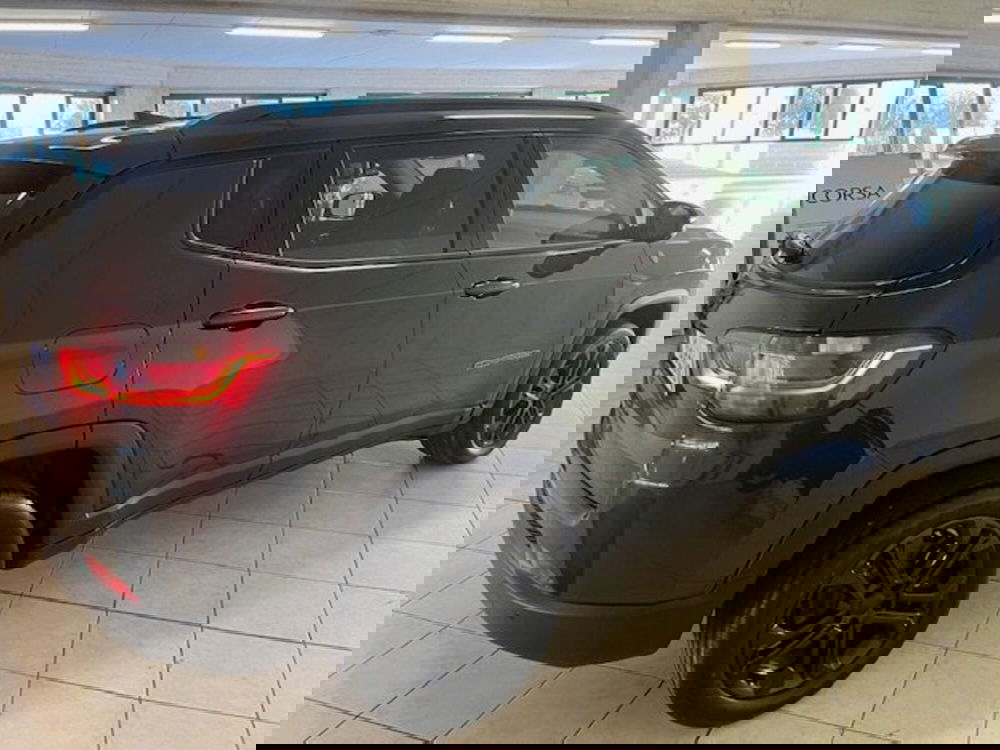 Jeep Compass nuova a Brescia (7)