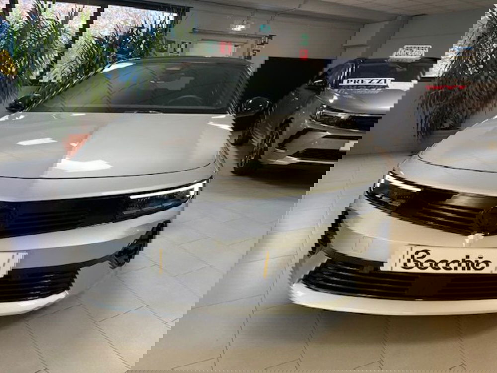 Opel Astra Station Wagon nuova a Brescia (2)