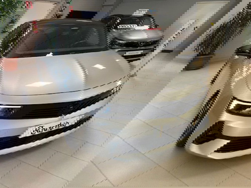 Opel Astra Station Wagon nuova a Brescia (3)