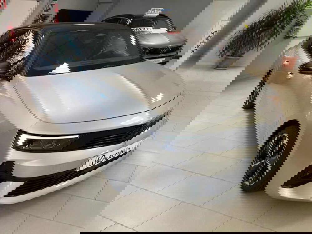 Opel Astra Station Wagon nuova a Brescia (4)