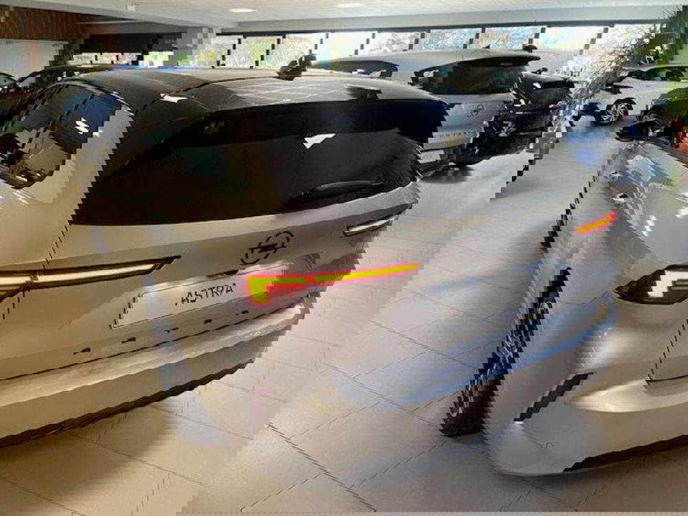 Opel Astra Station Wagon nuova a Brescia (7)