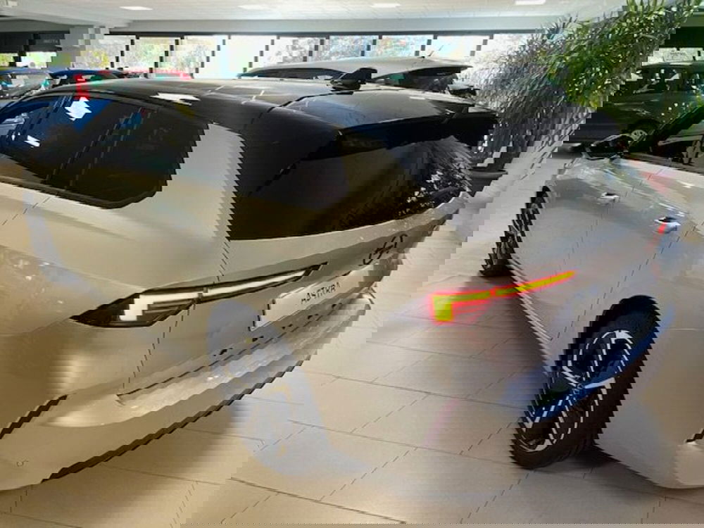 Opel Astra Station Wagon nuova a Brescia (8)