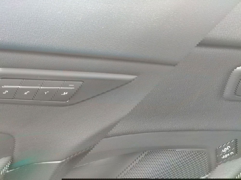 Jaguar E-Pace usata a Modena (14)