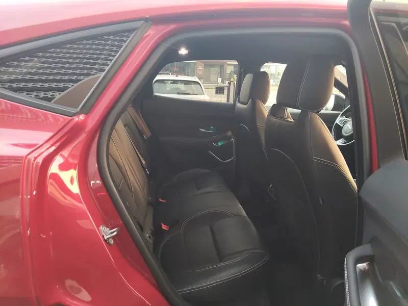 Jaguar E-Pace usata a Modena (20)