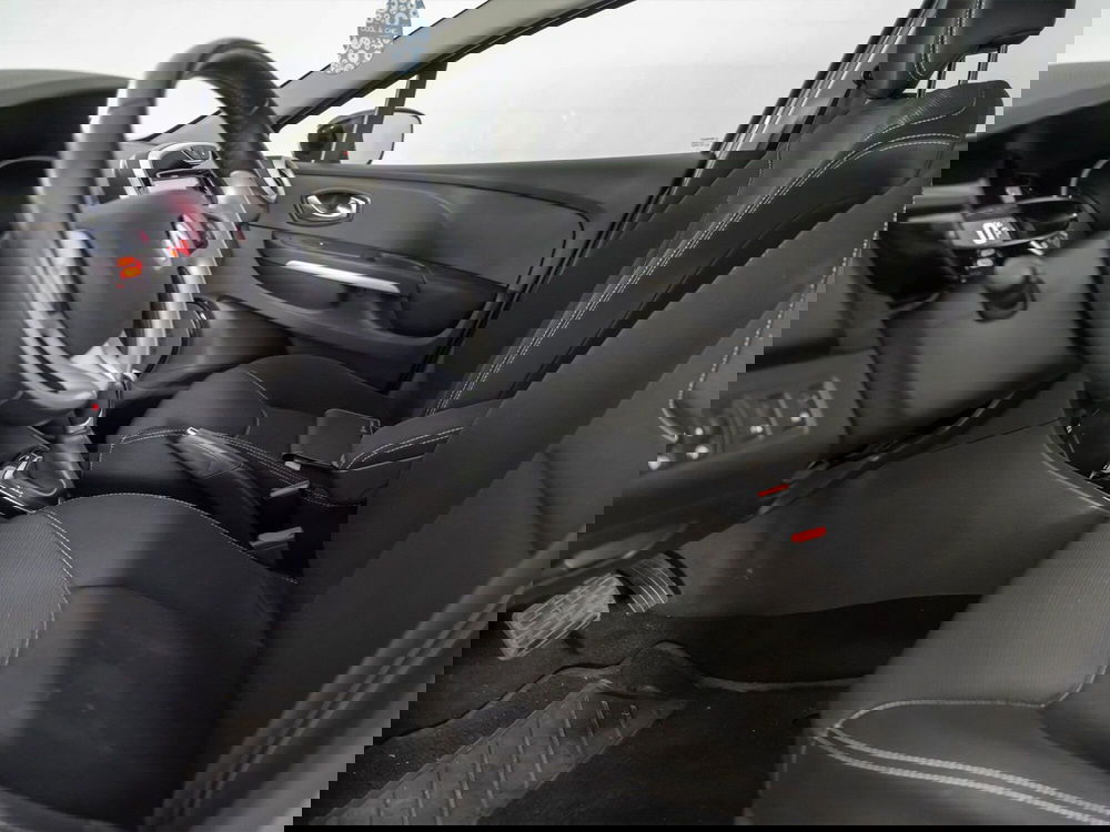 Renault Clio usata a Foggia (10)