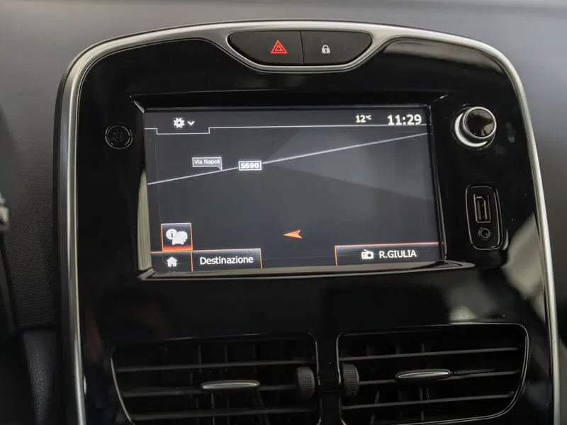 Renault Clio usata a Foggia (15)