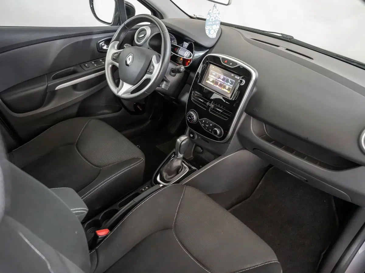 Renault Clio usata a Foggia (5)