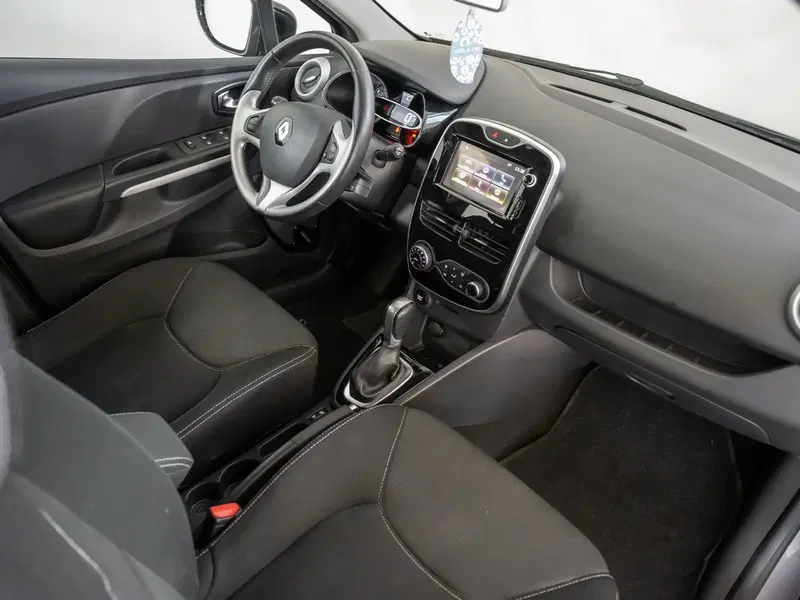 Renault Clio usata a Foggia (5)