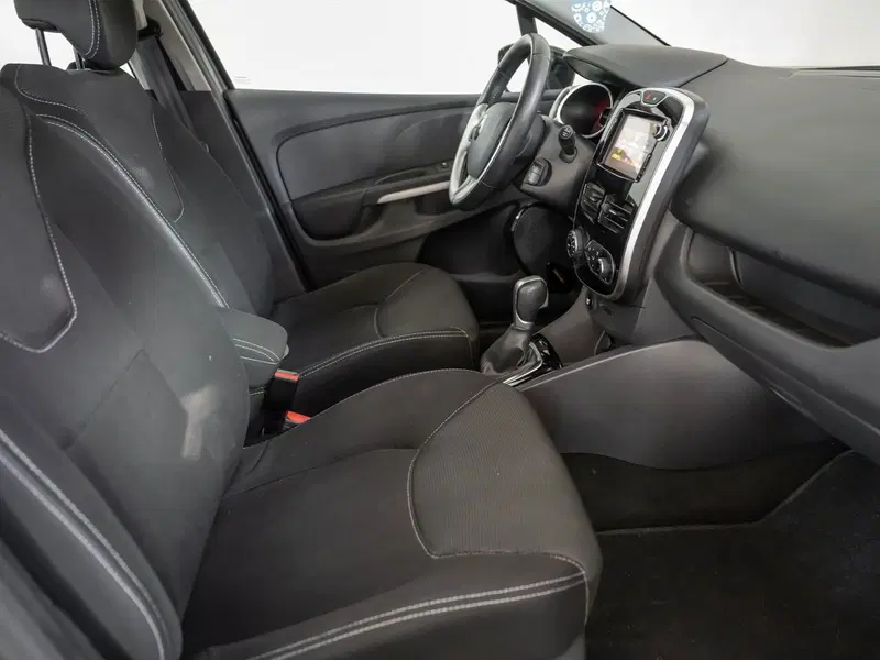 Renault Clio usata a Foggia (6)
