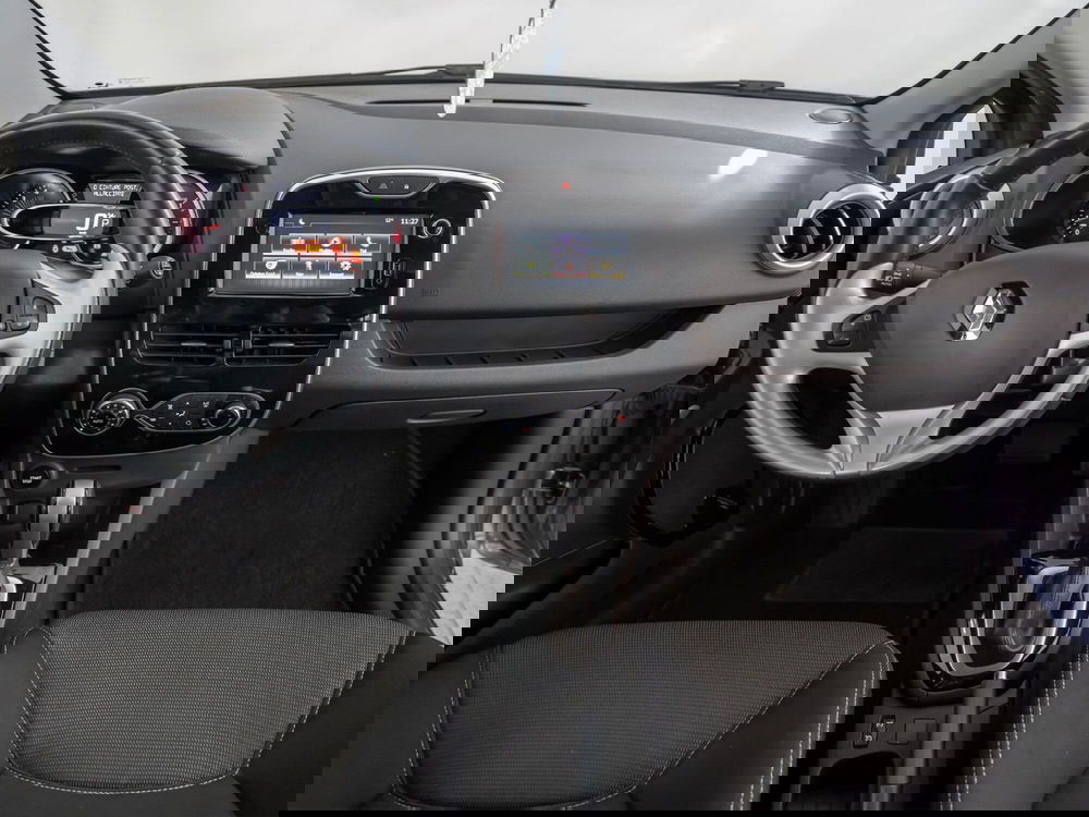 Renault Clio usata a Foggia (8)