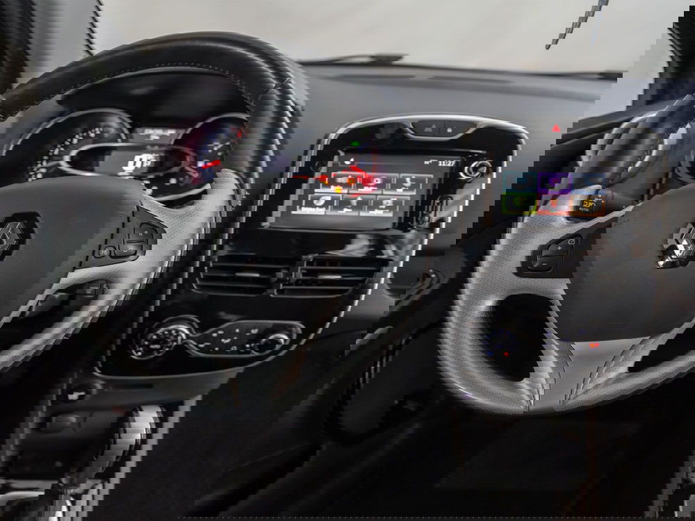 Renault Clio usata a Foggia (9)