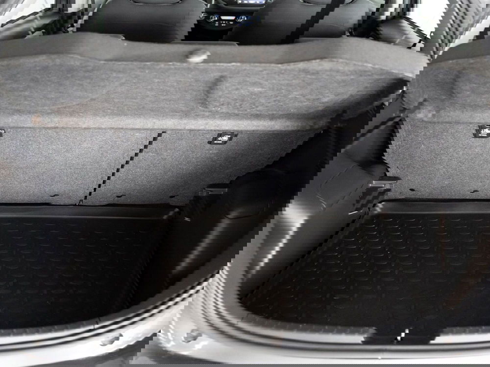 Toyota Yaris usata a Foggia (11)