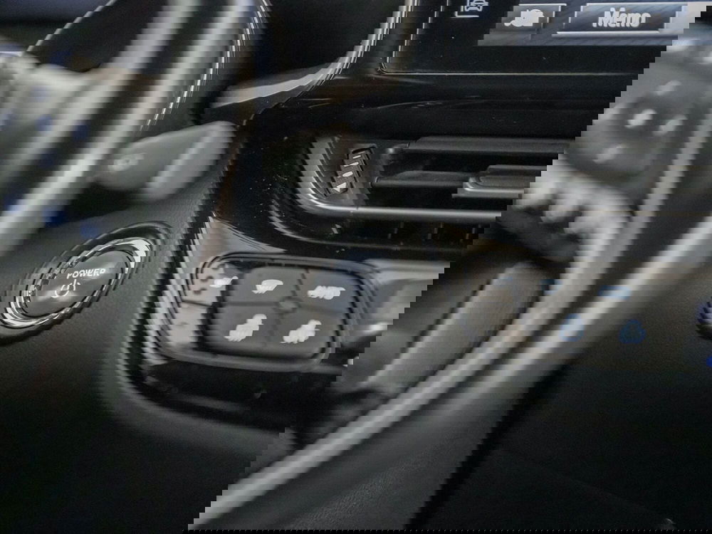 Toyota Toyota C-HR usata a Foggia (19)