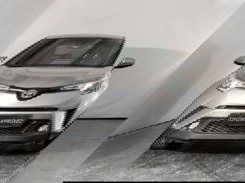 Toyota Toyota C-HR usata a Foggia (5)