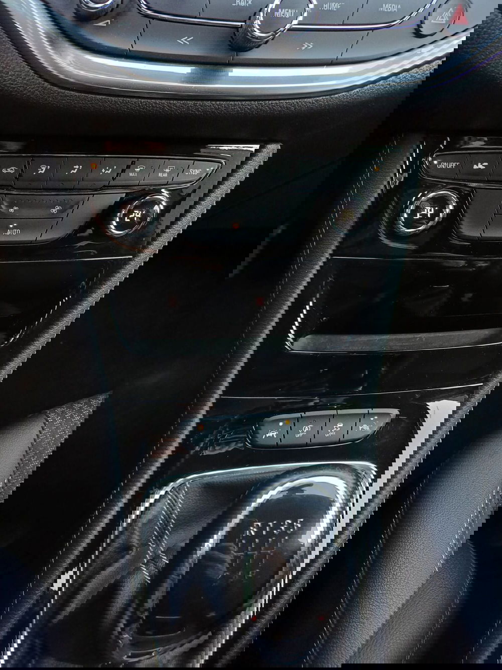 Opel Astra usata a Modena (14)