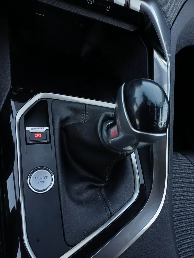 Peugeot 3008 usata a Modena (14)