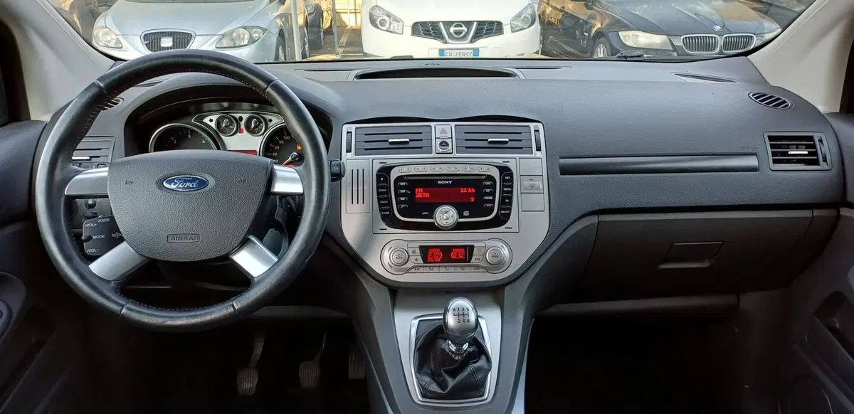 Ford Kuga usata a Modena (11)