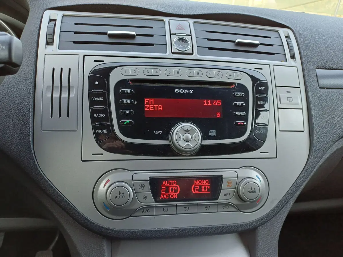 Ford Kuga usata a Modena (14)