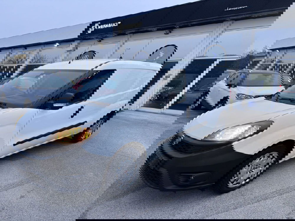 Fiat Doblò Furgone usata a Ancona