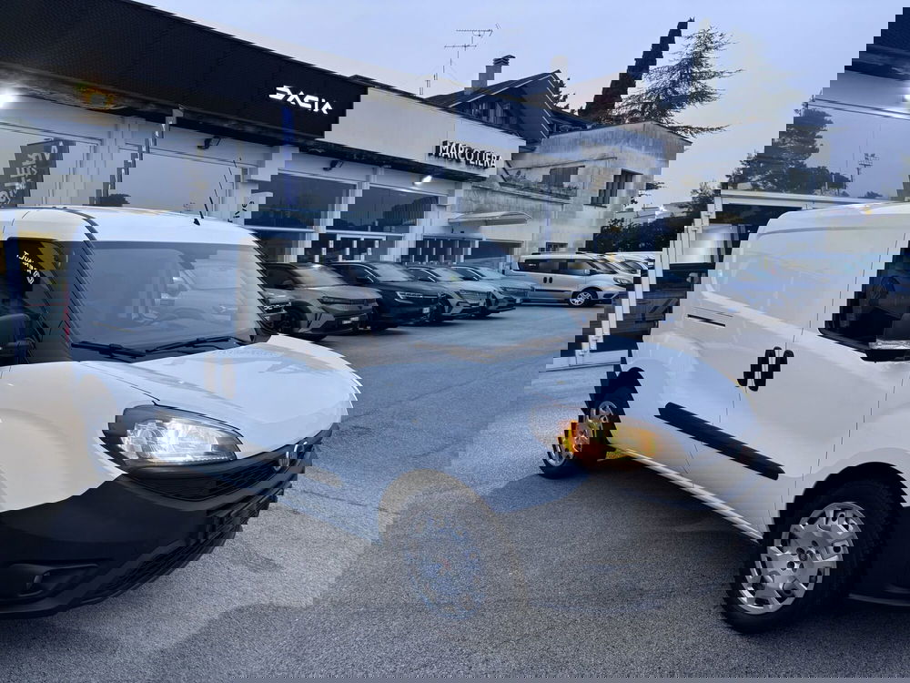 Fiat Doblò Furgone usata a Ancona (3)