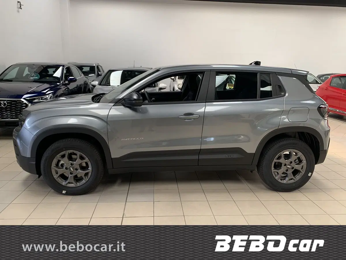 Jeep Avenger nuova a Torino (2)