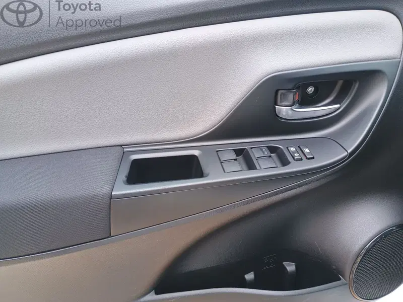 Toyota Yaris usata a Reggio Calabria (7)