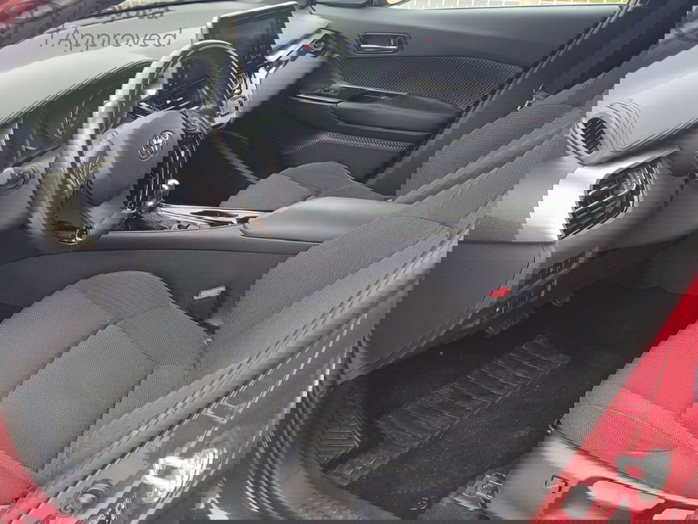 Toyota Toyota C-HR usata a Reggio Calabria (10)