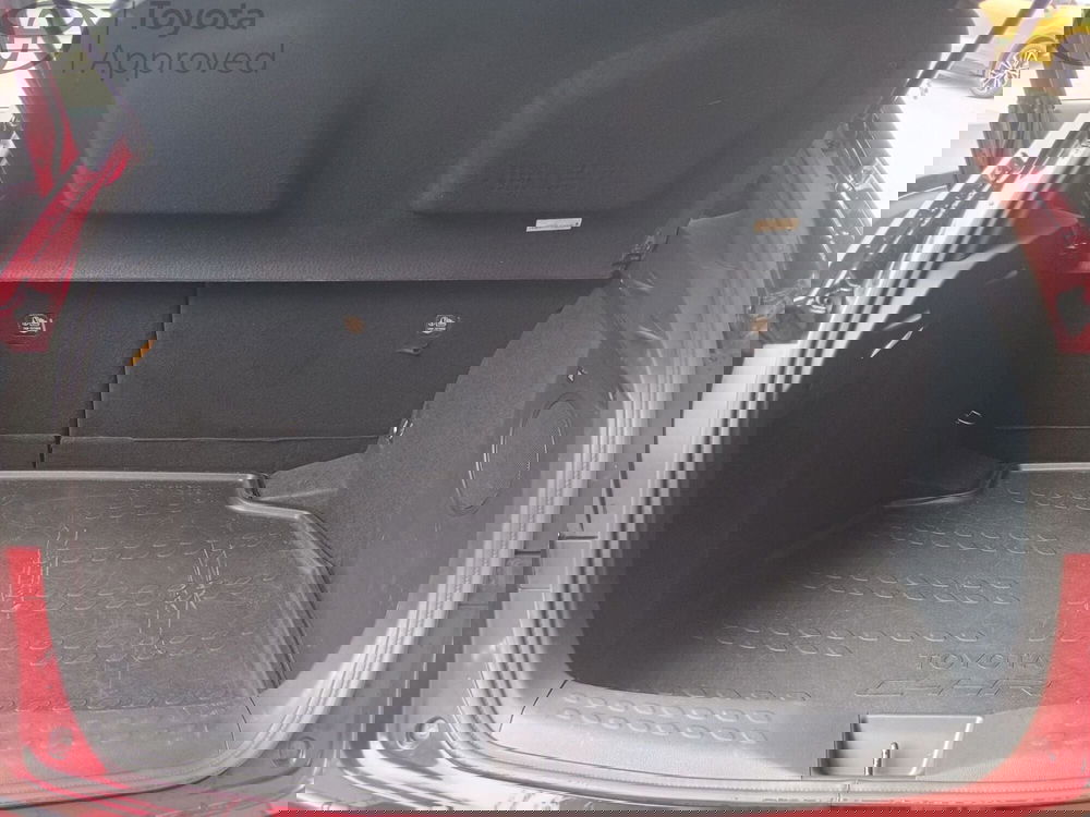 Toyota Toyota C-HR usata a Reggio Calabria (17)