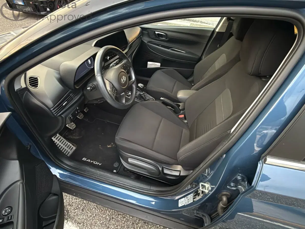 Hyundai Bayon usata a Reggio Calabria (8)