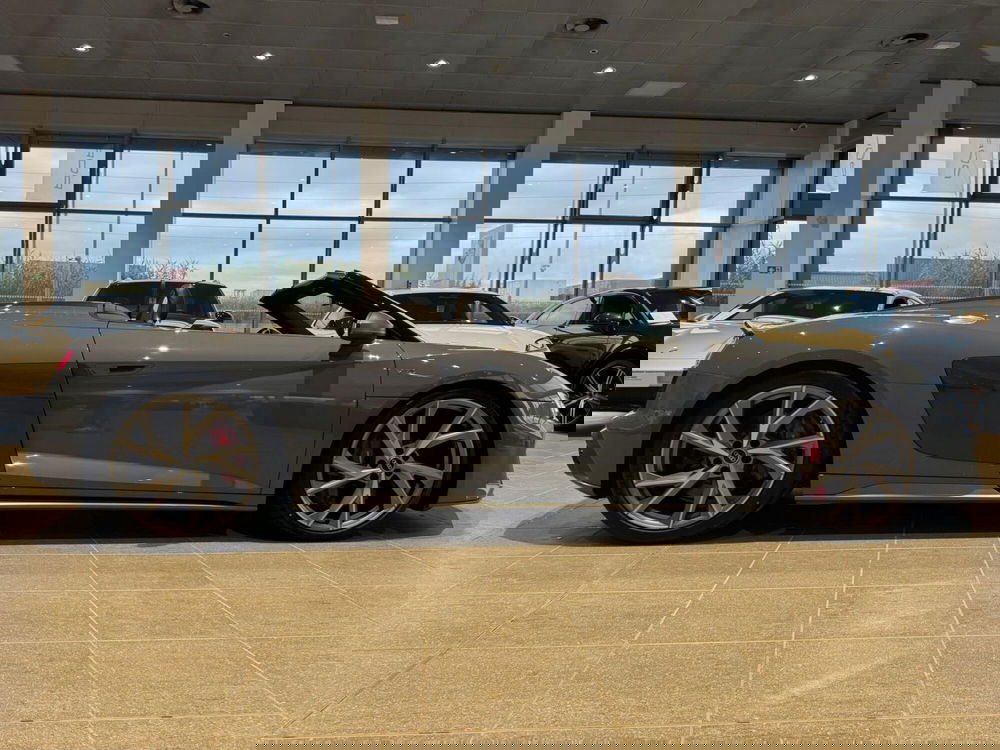 Audi R8 Cabrio usata a Firenze (18)