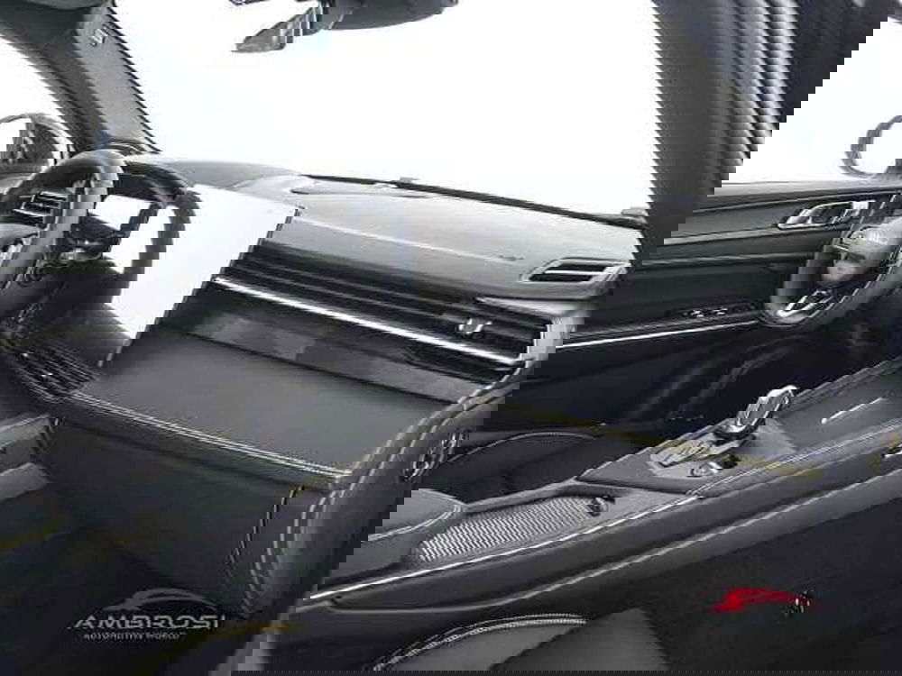 Lynk & Co 01 nuova a Viterbo (12)