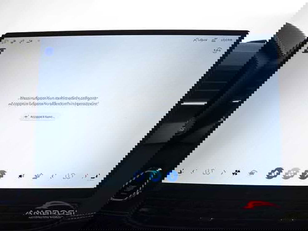 Lynk & Co 01 nuova a Viterbo (16)