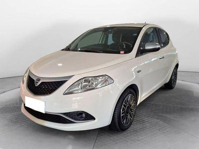 Lancia Ypsilon 1.2 69 CV 5 porte GPL Ecochic Silver del 2017 usata a Torino