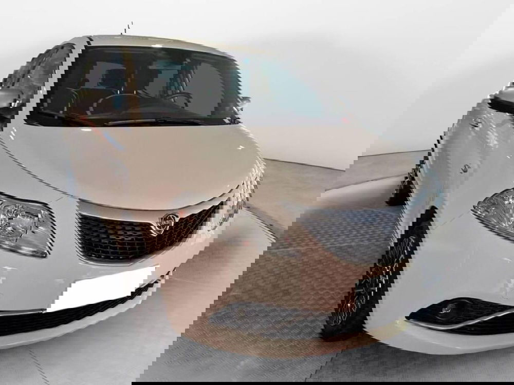 Lancia Ypsilon usata a Torino (3)