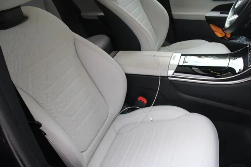 Mercedes-Benz GLC usata a Lecce (8)