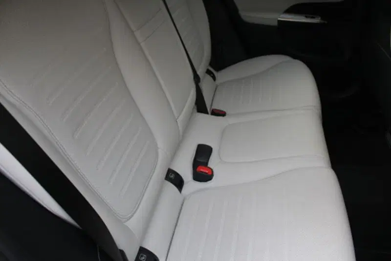 Mercedes-Benz GLC usata a Lecce (9)