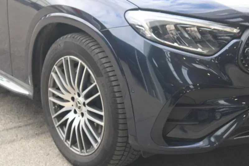 Mercedes-Benz GLC usata a Lecce (7)
