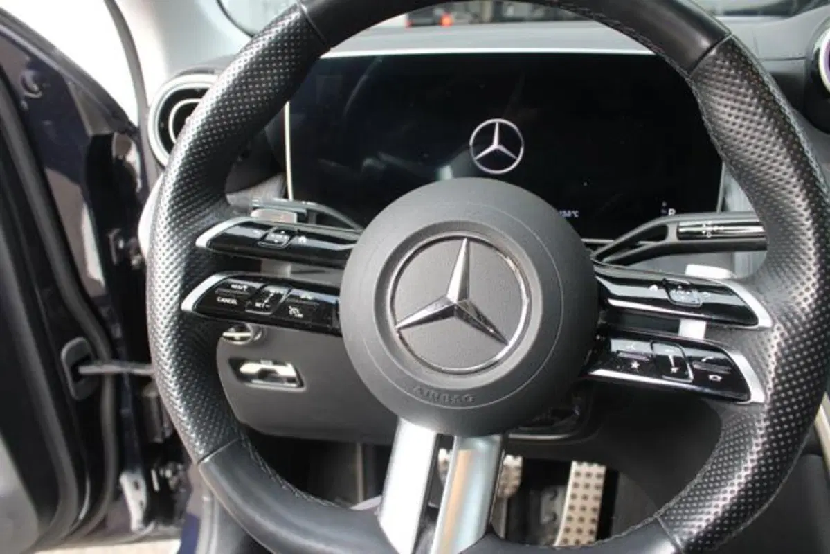 Mercedes-Benz GLC usata a Lecce (11)