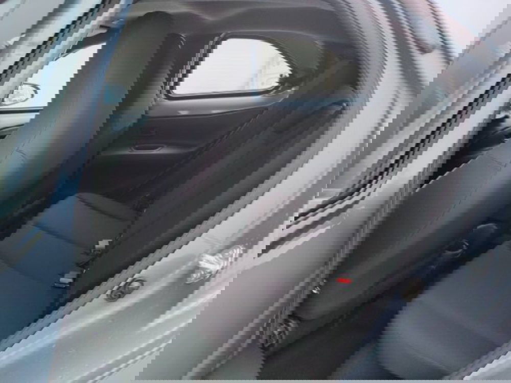 Toyota Aygo X nuova a Teramo (10)