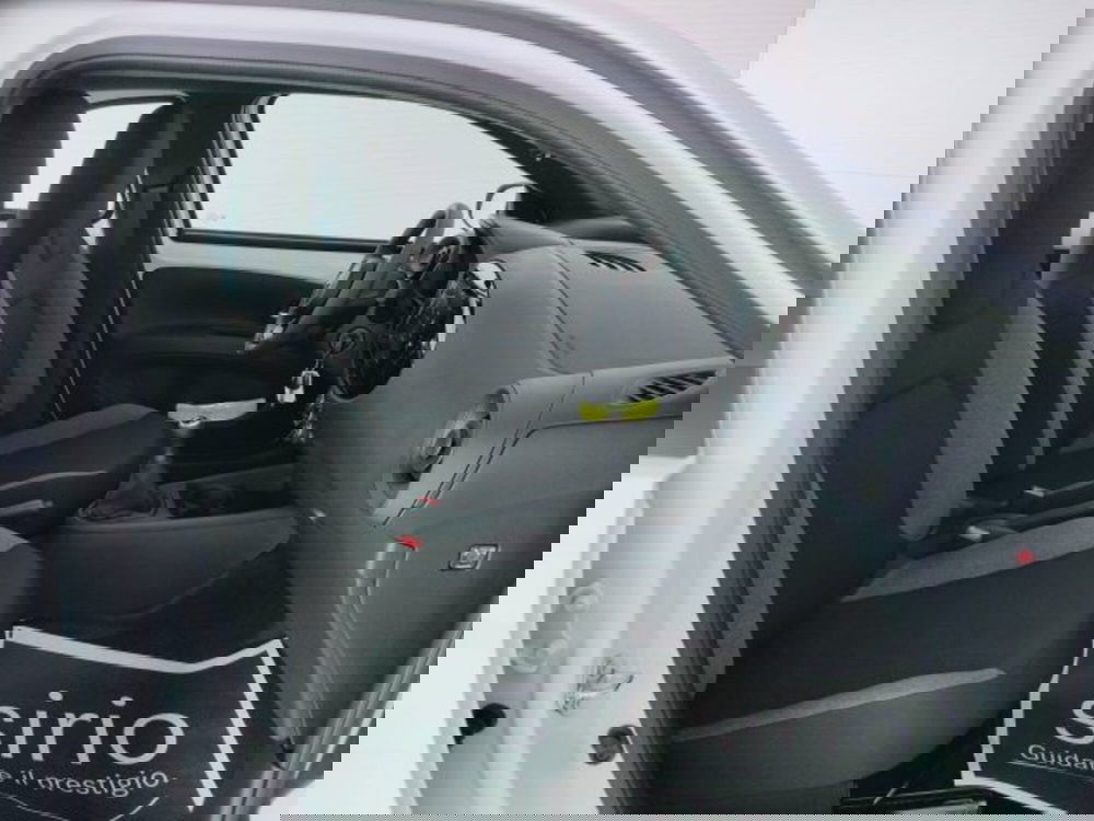 Toyota Aygo X nuova a Teramo (11)