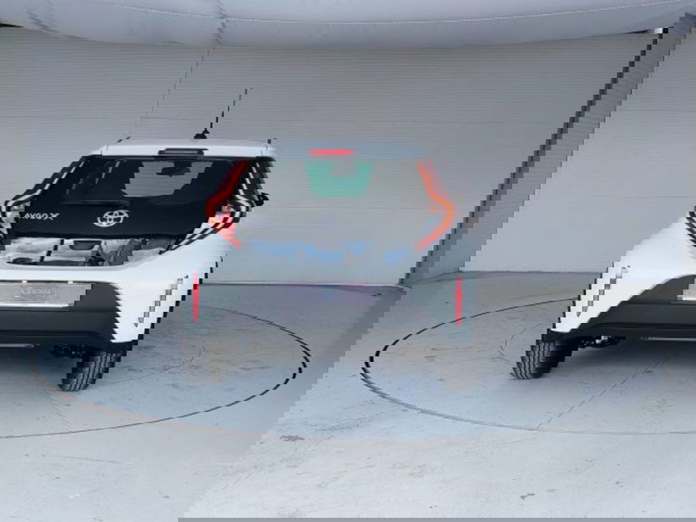 Toyota Aygo X nuova a Teramo (4)