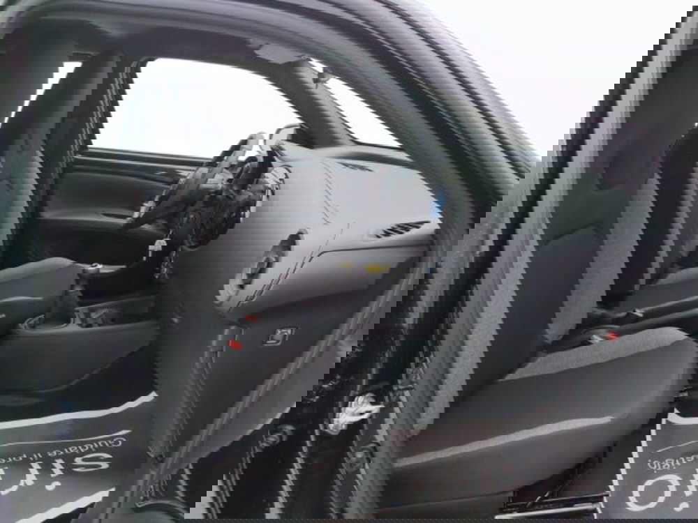 Toyota Aygo X nuova a Teramo (13)